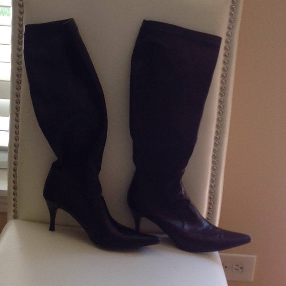 Knee high 3 inch heel black leather boot